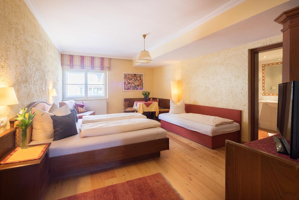 Gasthof Koreth Ίνσμπρουκ Εξωτερικό φωτογραφία